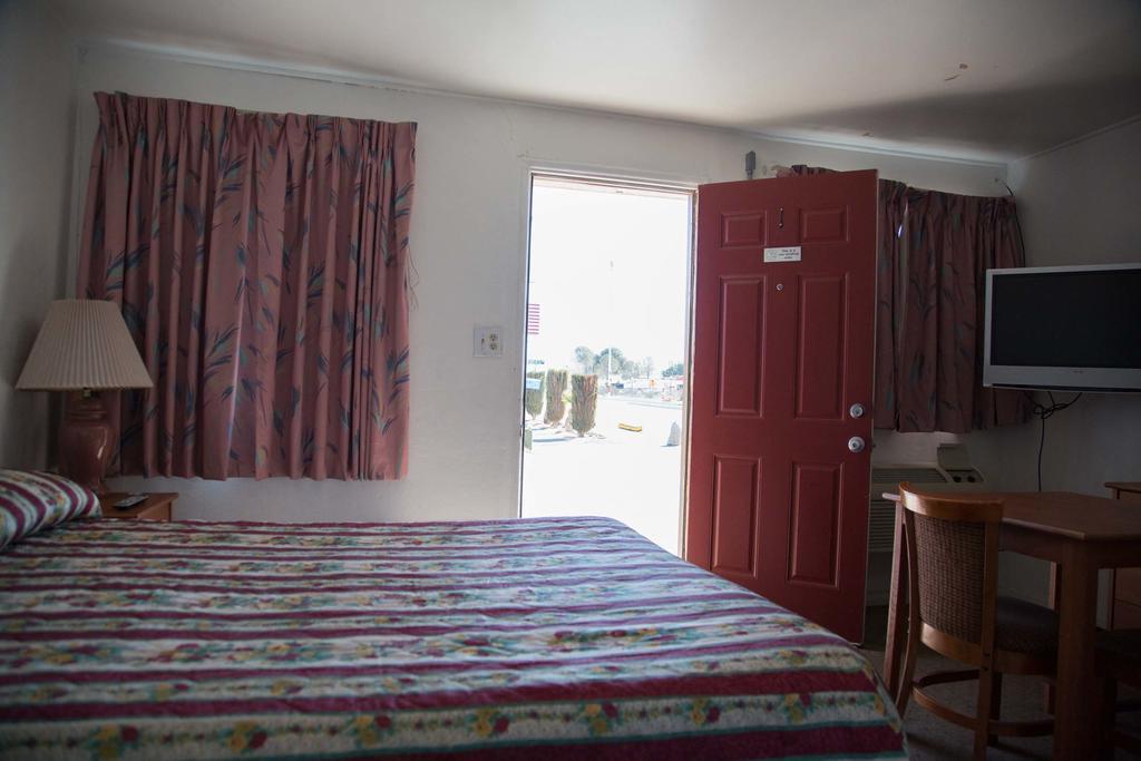 Boron Motel Esterno foto
